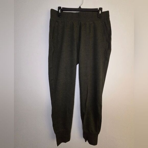 CAbi Pants - Cabi 3923 Womens Pivot Jogger Pants Sz MED Olive Green Pull On Travel Athleisure